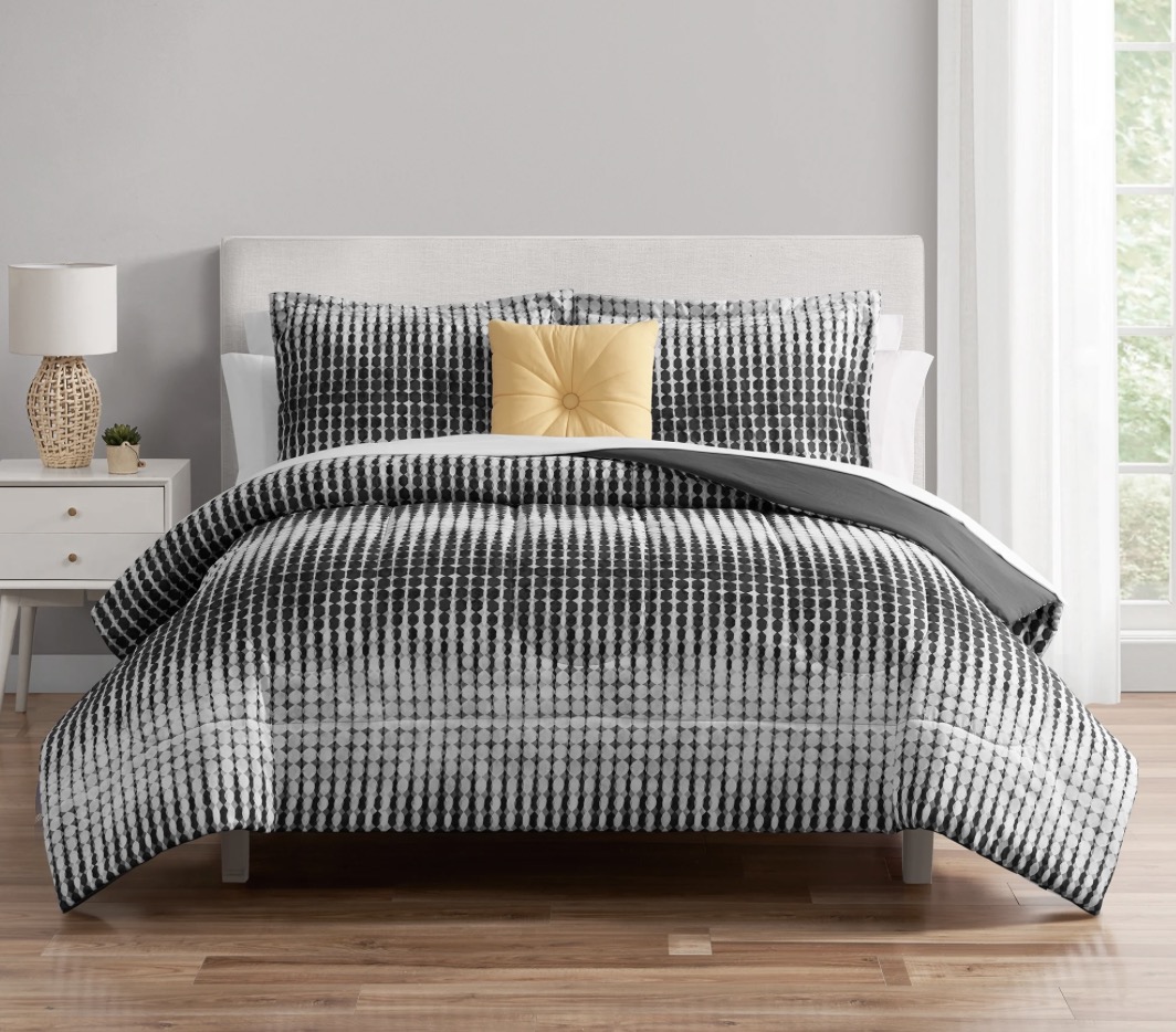 Mainstays Black and White Geo Stripe 10 Piece Bed in a Bag Comforter ...